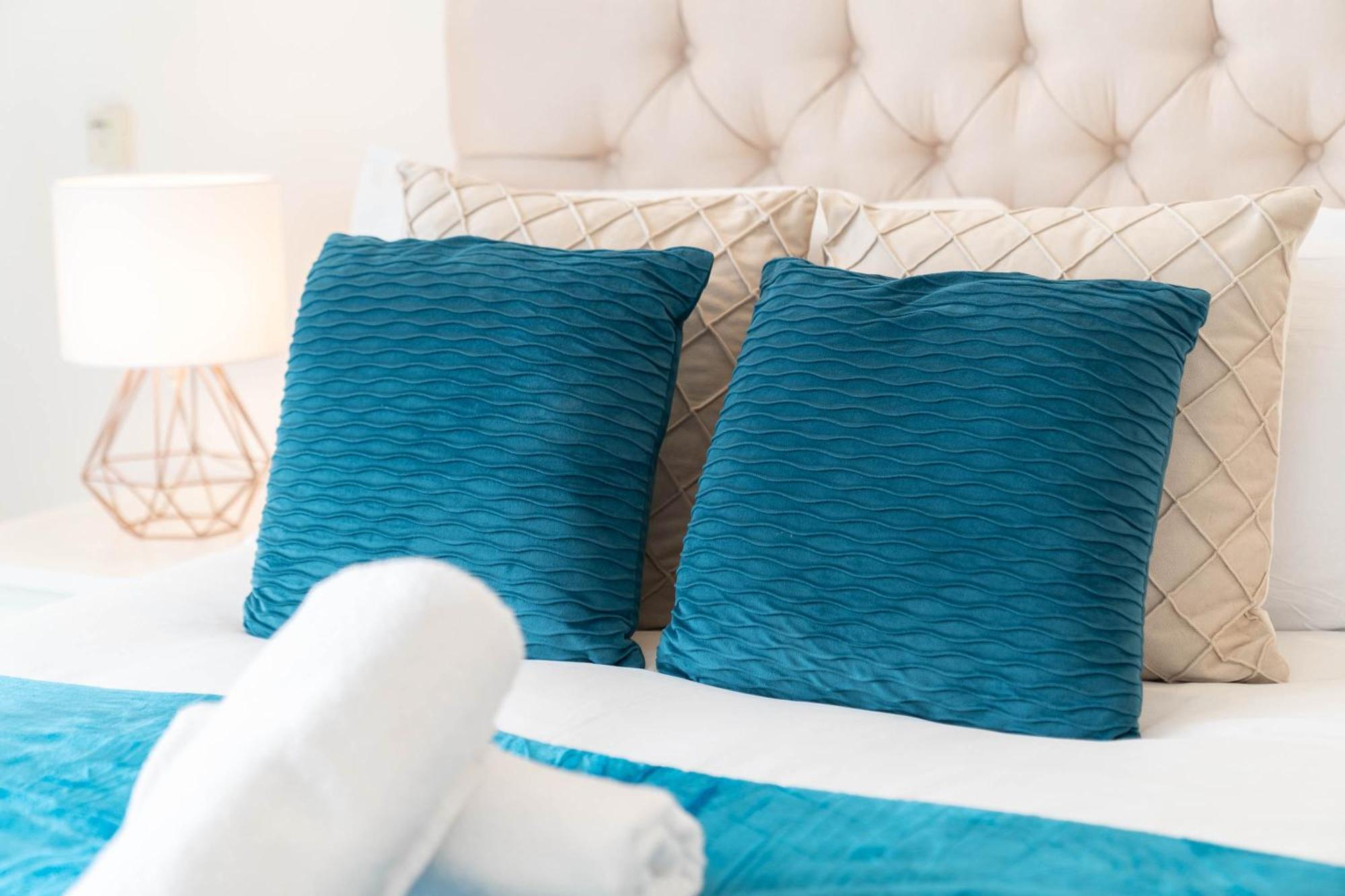 Luxury Two Bedroom - Centre - Secure Parking 99q * Birmingham